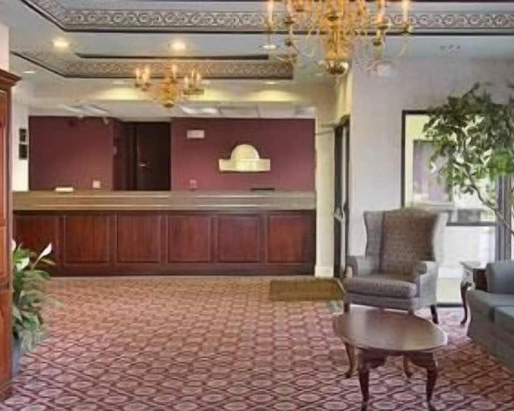 Days Inn By Wyndham Saint Pauls Екстериор снимка